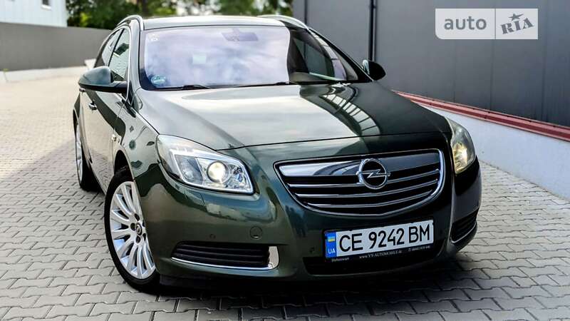 Универсал Opel Insignia 2010 в Ивано-Франковске