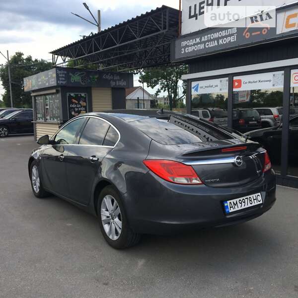 Лифтбек Opel Insignia 2012 в Житомире