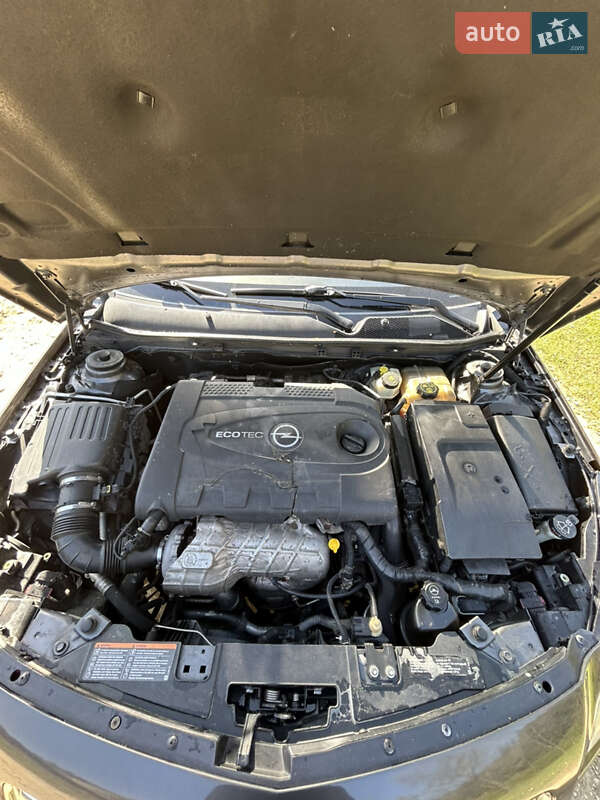 Универсал Opel Insignia 2010 в Косове фото 13 Универсал Opel Insignia 2010 в Косове