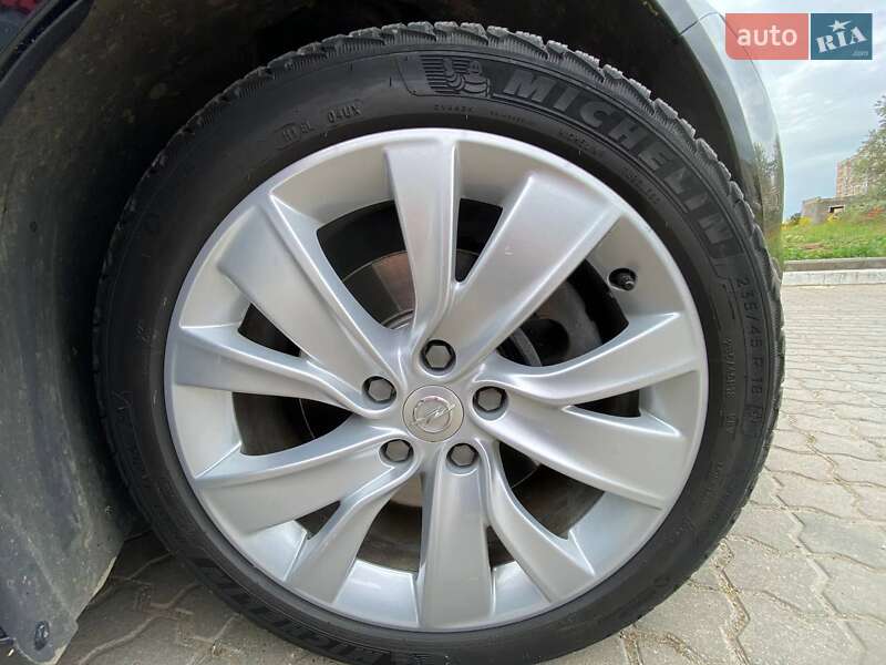 Універсал Opel Insignia 2017 в Тарутиному
