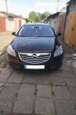 Універсал Opel Insignia 2011 в Черкасах