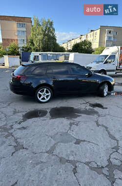 Универсал Opel Insignia 2013 в 