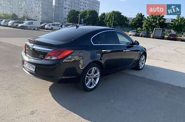 Лифтбек Opel Insignia 2011 в Нетешине