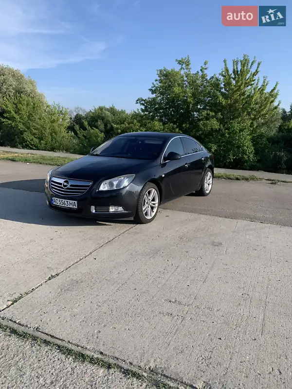 Opel Insignia 2011