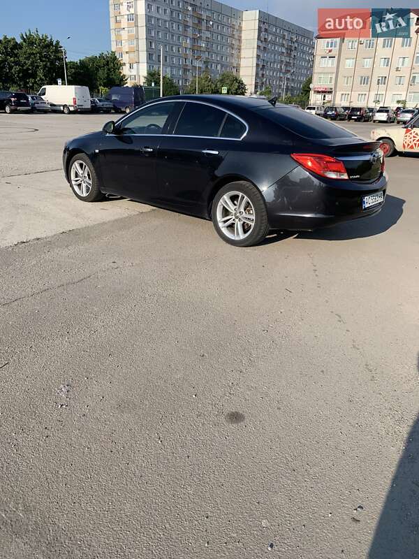 Ліфтбек Opel Insignia 2011 в Нетішині