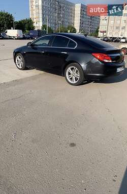 Лифтбек Opel Insignia 2011 в Нетешине