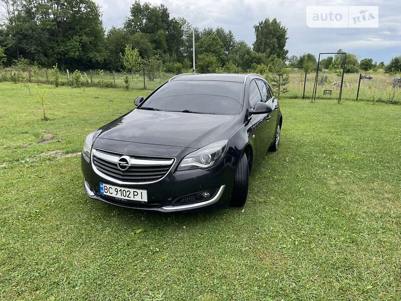 Универсал Opel Insignia 2016 в Пустомытах
