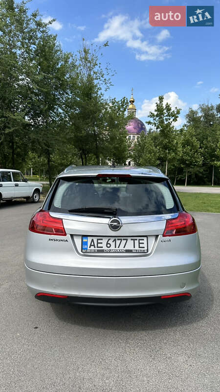 Універсал Opel Insignia 2009 в Дніпрі