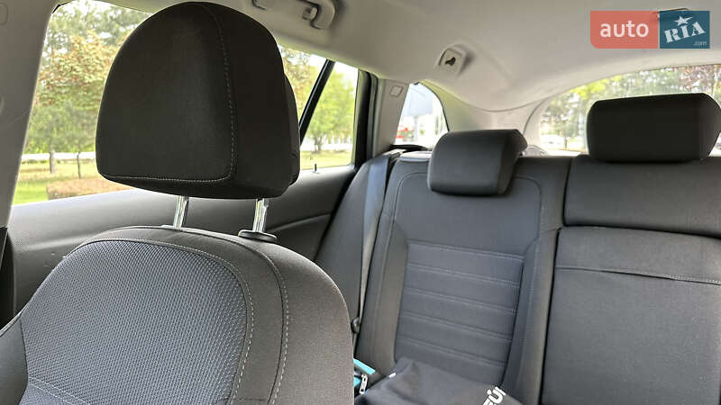Універсал Opel Insignia 2009 в Дніпрі