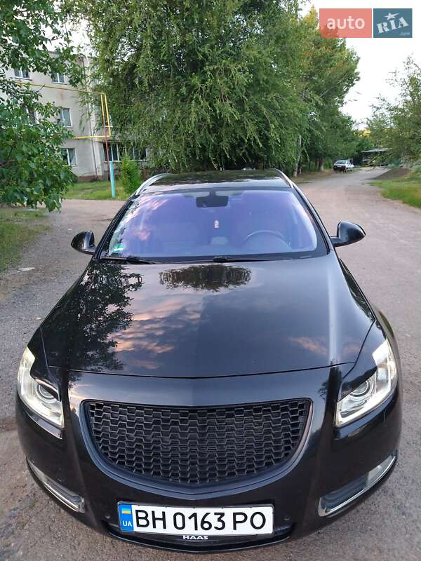 Универсал Opel Insignia 2013 в Ивановке