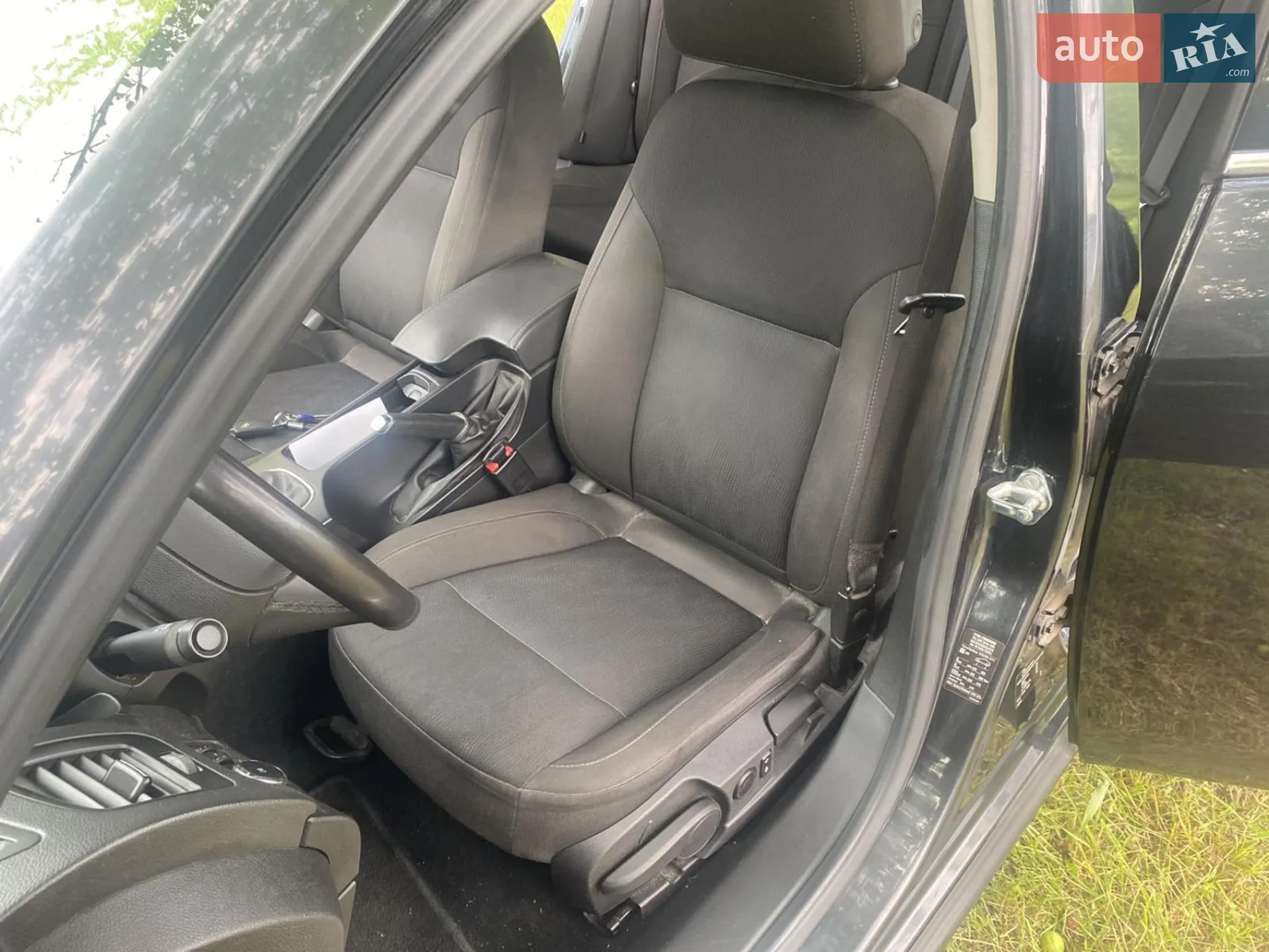 2010 Opel Insignia - мініатюра 5