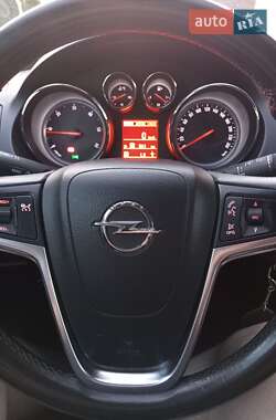 Універсал Opel Insignia 2012 в 