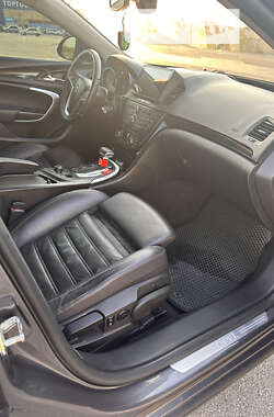 Універсал Opel Insignia 2011 в 
