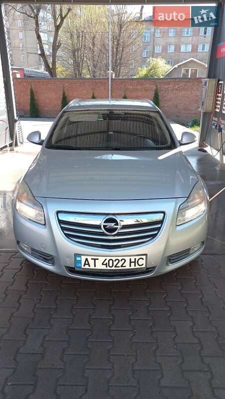 Opel Insignia 2011