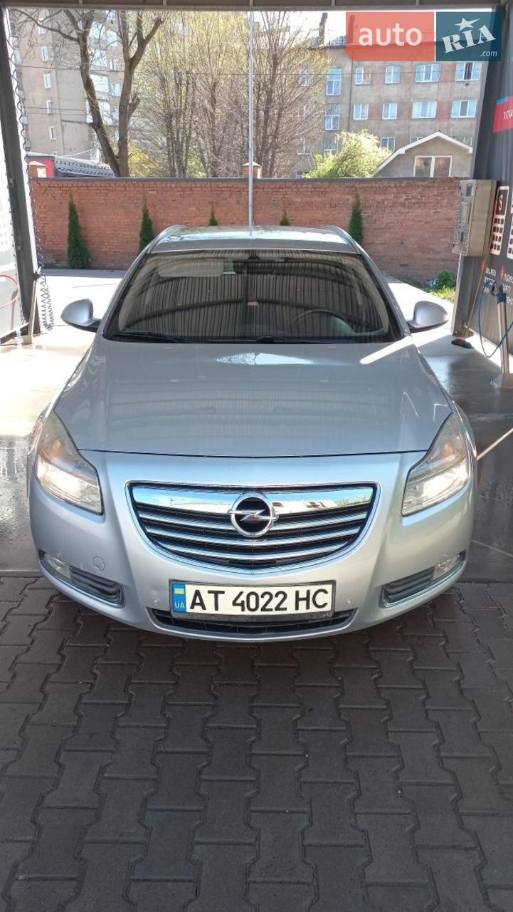 2010 Opel Insignia - мініатюра 11