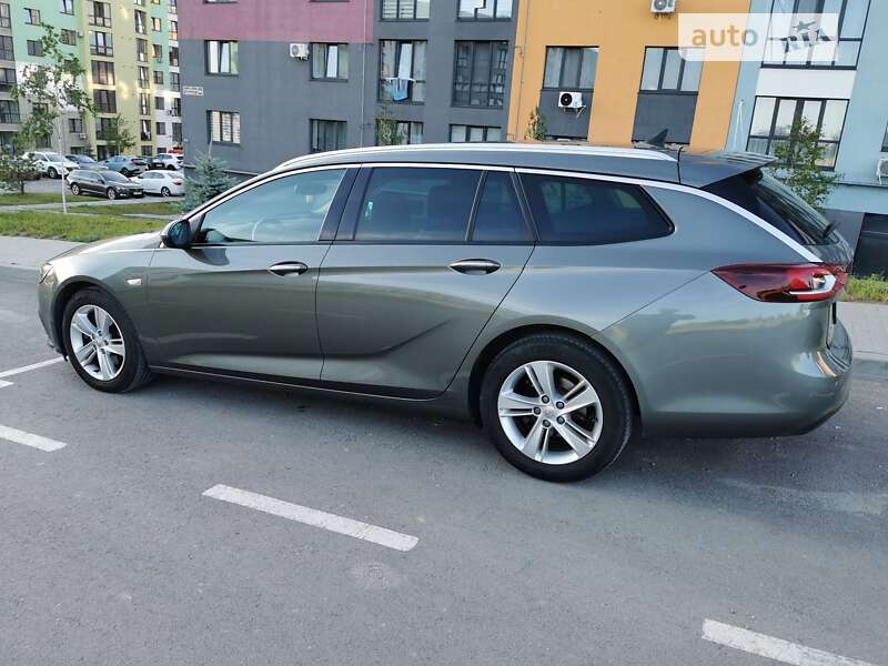 Универсал Opel Insignia 2018 в Ровно