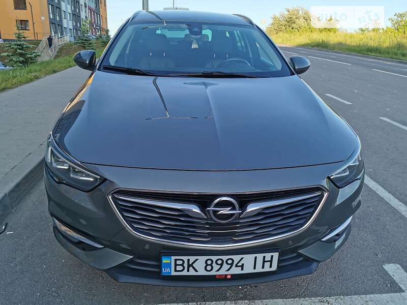 Универсал Opel Insignia 2018 в Ровно
