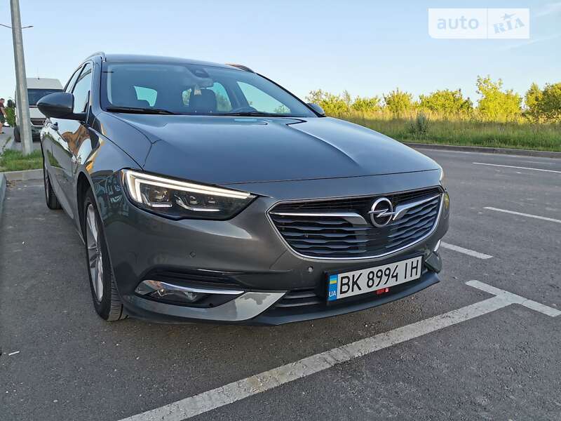 Универсал Opel Insignia 2018 в Ровно