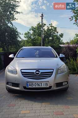 Универсал Opel Insignia 2009 в 