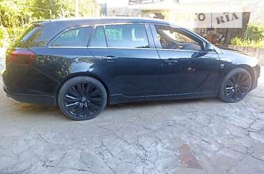 Універсал Opel Insignia 2014 в Глевасі