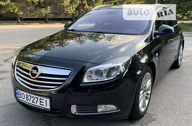 Универсал Opel Insignia 2010 в Желтых Водах
