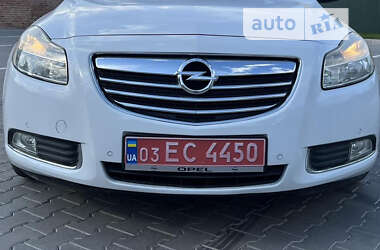 Універсал Opel Insignia 2010 в Полтаві