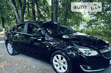 Лифтбек Opel Insignia 2016 в Казатине