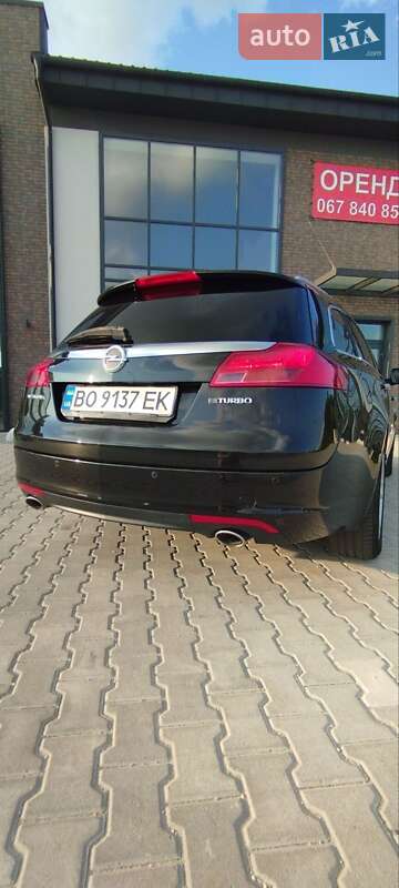 Універсал Opel Insignia 2013 в Тернополі