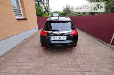 Универсал Opel Insignia 2010 в Радивилове