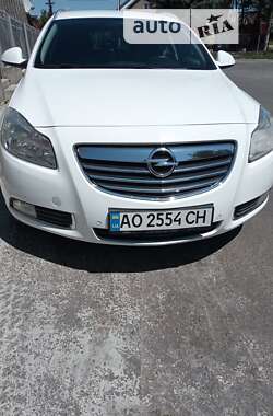 Универсал Opel Insignia 2011 в Солотвине