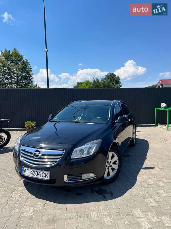 Универсал Opel Insignia 2012 в Косове