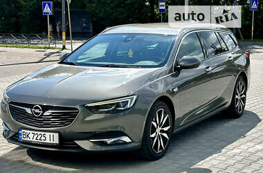 Универсал Opel Insignia 2017 в Ивано-Франковске