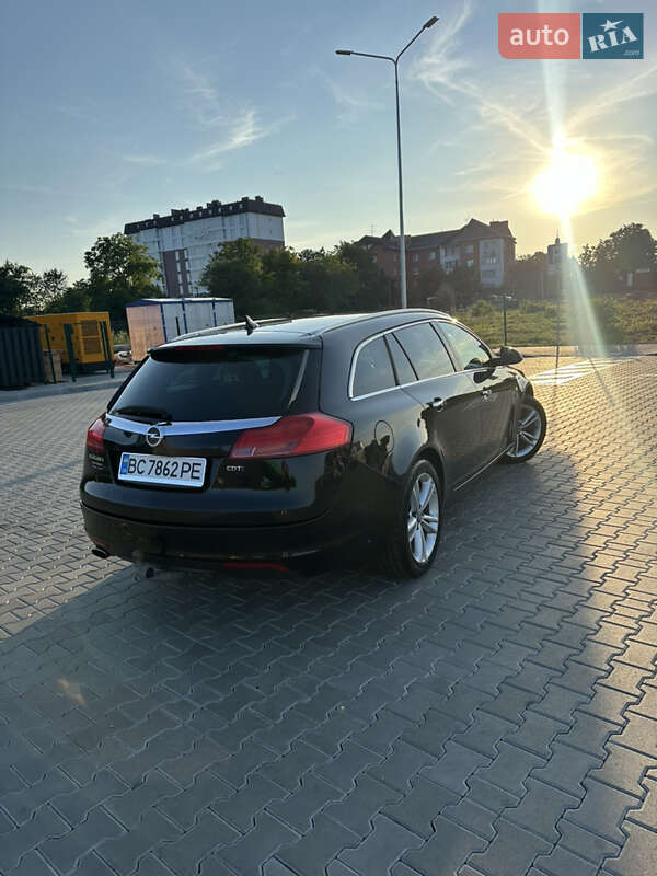 Универсал Opel Insignia 2009 в Стрые
