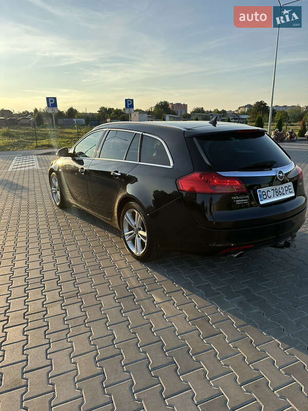 Универсал Opel Insignia 2009 в Стрые