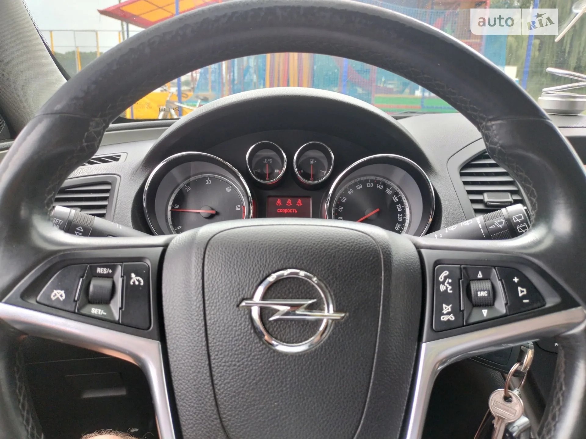 2010 Opel Insignia - мініатюра 2