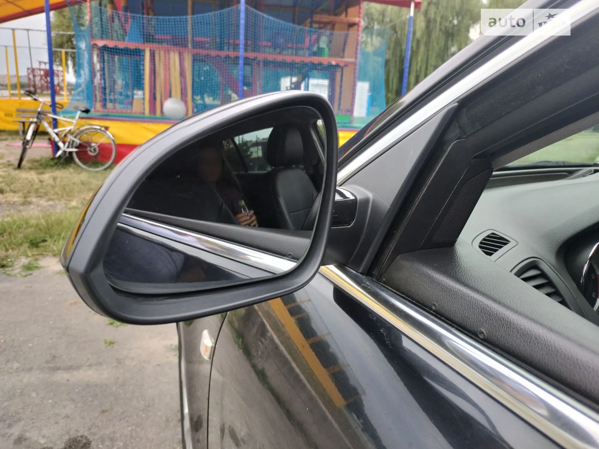 2010 Opel Insignia - мініатюра 13