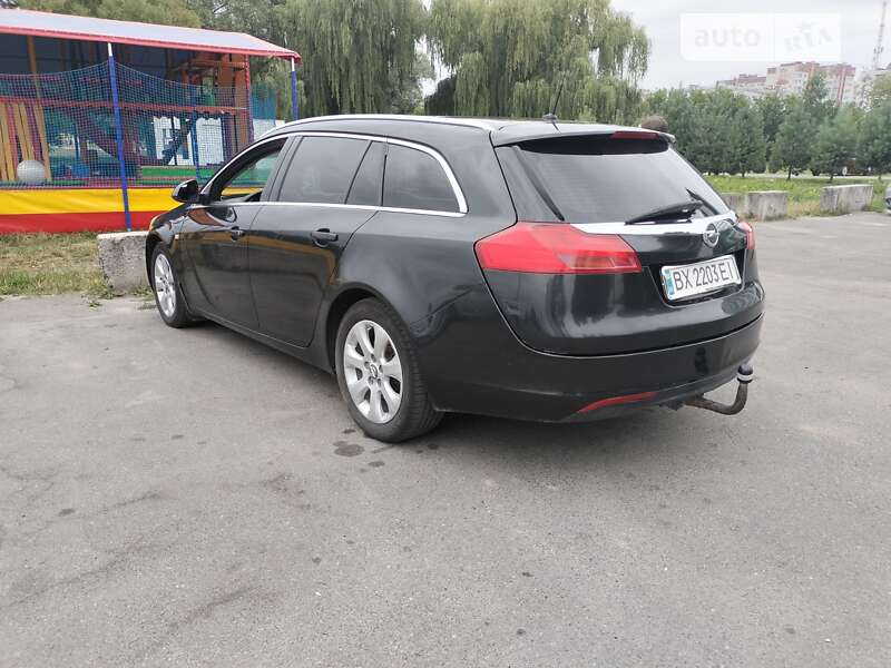 Універсал Opel Insignia 2010 в Хмельницькому