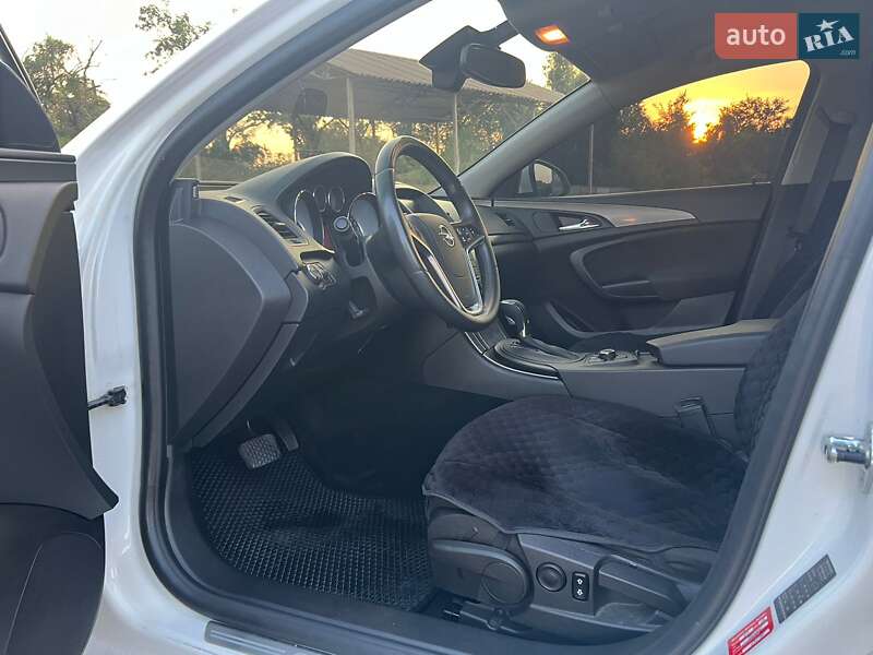 Універсал Opel Insignia 2013 в Кривому Розі