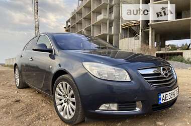 Седан Opel Insignia 2009 в Яворове