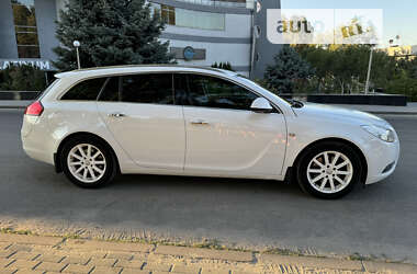 Універсал Opel Insignia 2009 в Запоріжжі