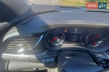 Универсал Opel Insignia 2018 в 