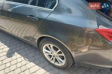 Лифтбек Opel Insignia 2010 в 
