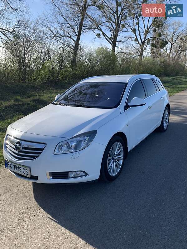 Універсал Opel Insignia 2012 в Хмельницькому