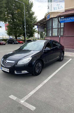 Лифтбек Opel Insignia 2010 в Киеве