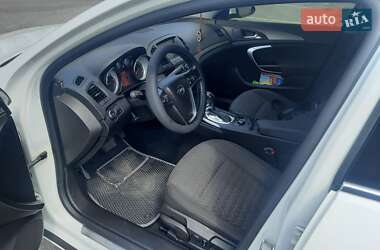 Універсал Opel Insignia 2013 в  фото 7 Універсал Opel Insignia 2013 в