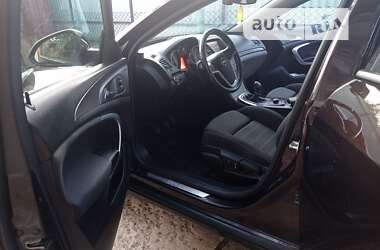 Седан Opel Insignia 2011 в Володимир-Волинському