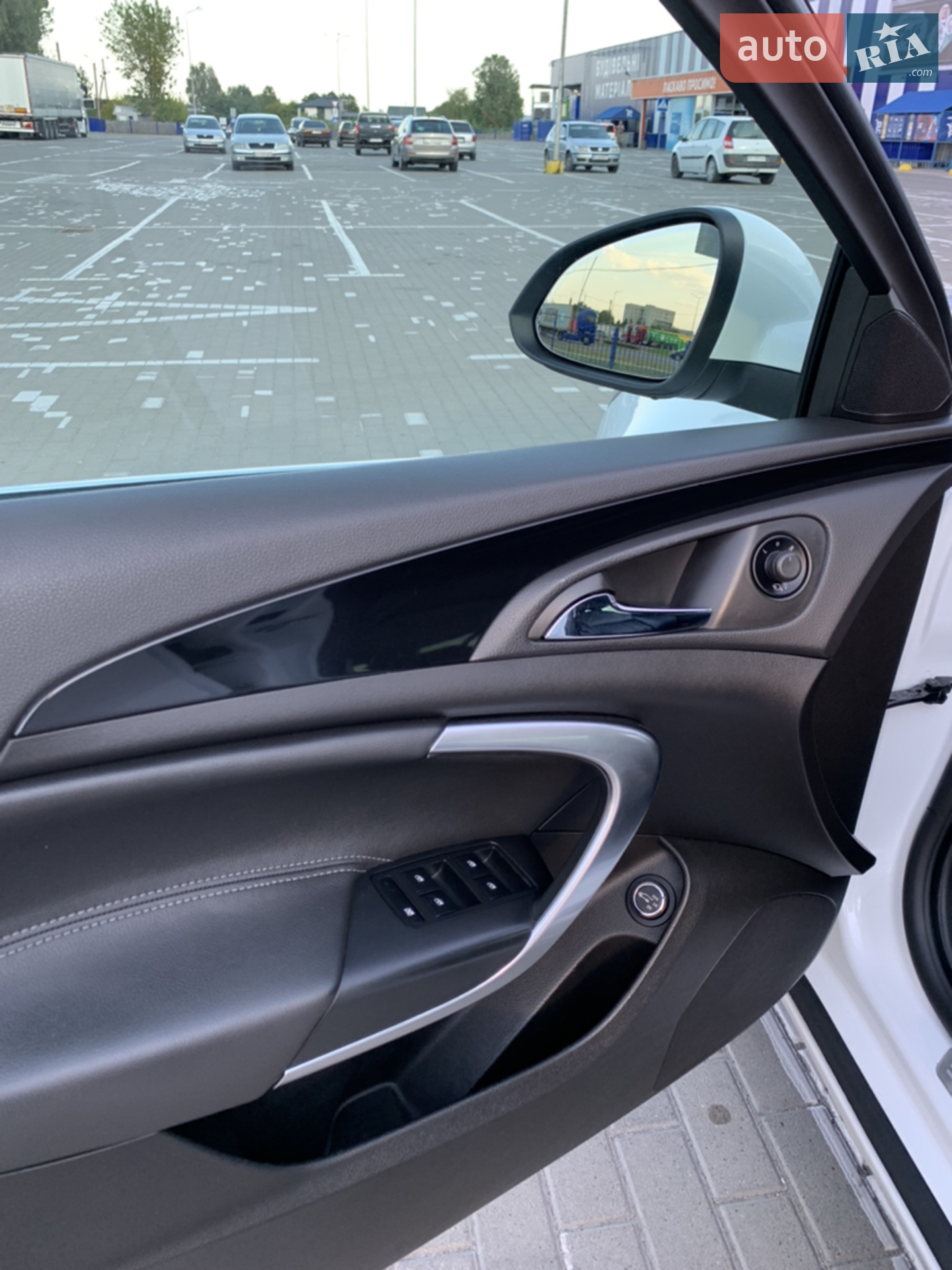 2011 Opel Insignia - мініатюра 11