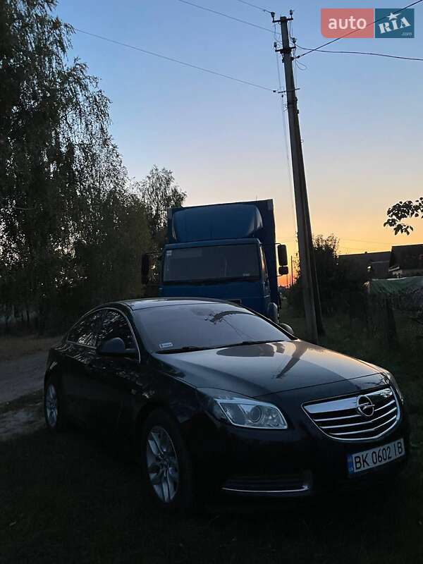 Седан Opel Insignia 2010 в Сарнах фото 9 Седан Opel Insignia 2010 в Сарнах