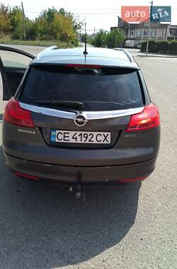 Універсал Opel Insignia 2009 в Чернівцях