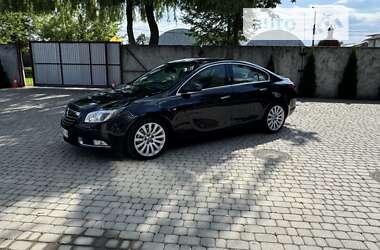 Седан Opel Insignia 2010 в Коломиї